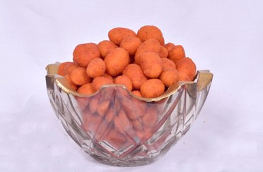 تصویر 4 از بادام زمینی روکش دار گوجه‌ ای یکی از تنقلات خوش‌ طعم و لذیذ